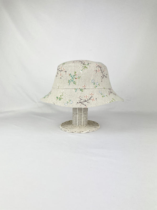 Bucket Hat in Natural White Gardenia in Beige