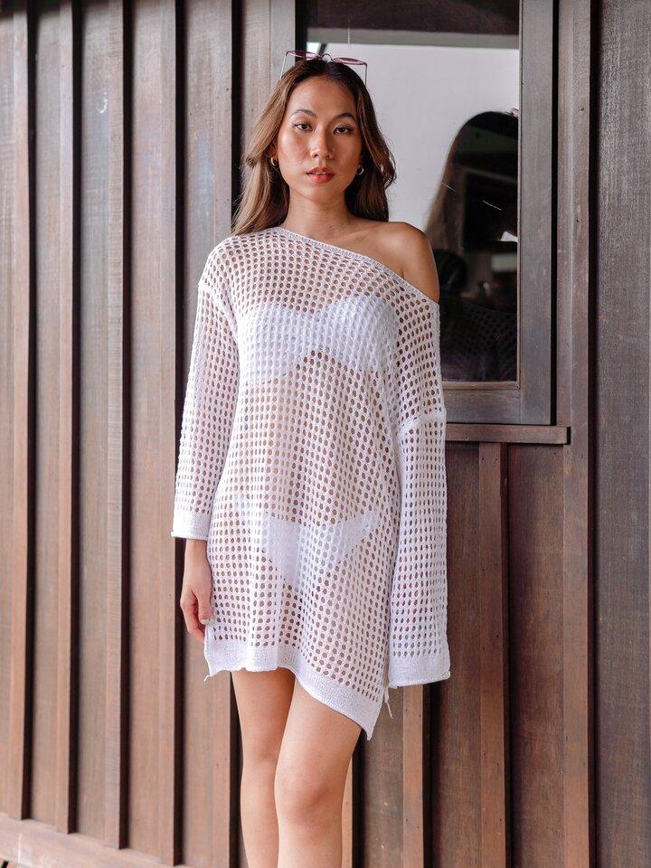 Malia Long Sleeve Oversized Crochet Top in White - Pink N' Proper