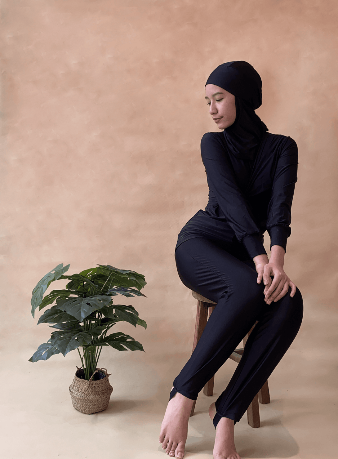 Modernly Modest Saloma Muslimah Swimwear Set Black (Plus Size Available) - Pink N' Proper